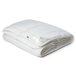 Allergivenlig fiberdyne - Helårsdyne - 140x200 cm - Let fugttransporterende dyne - Nordstrand Home dyne
