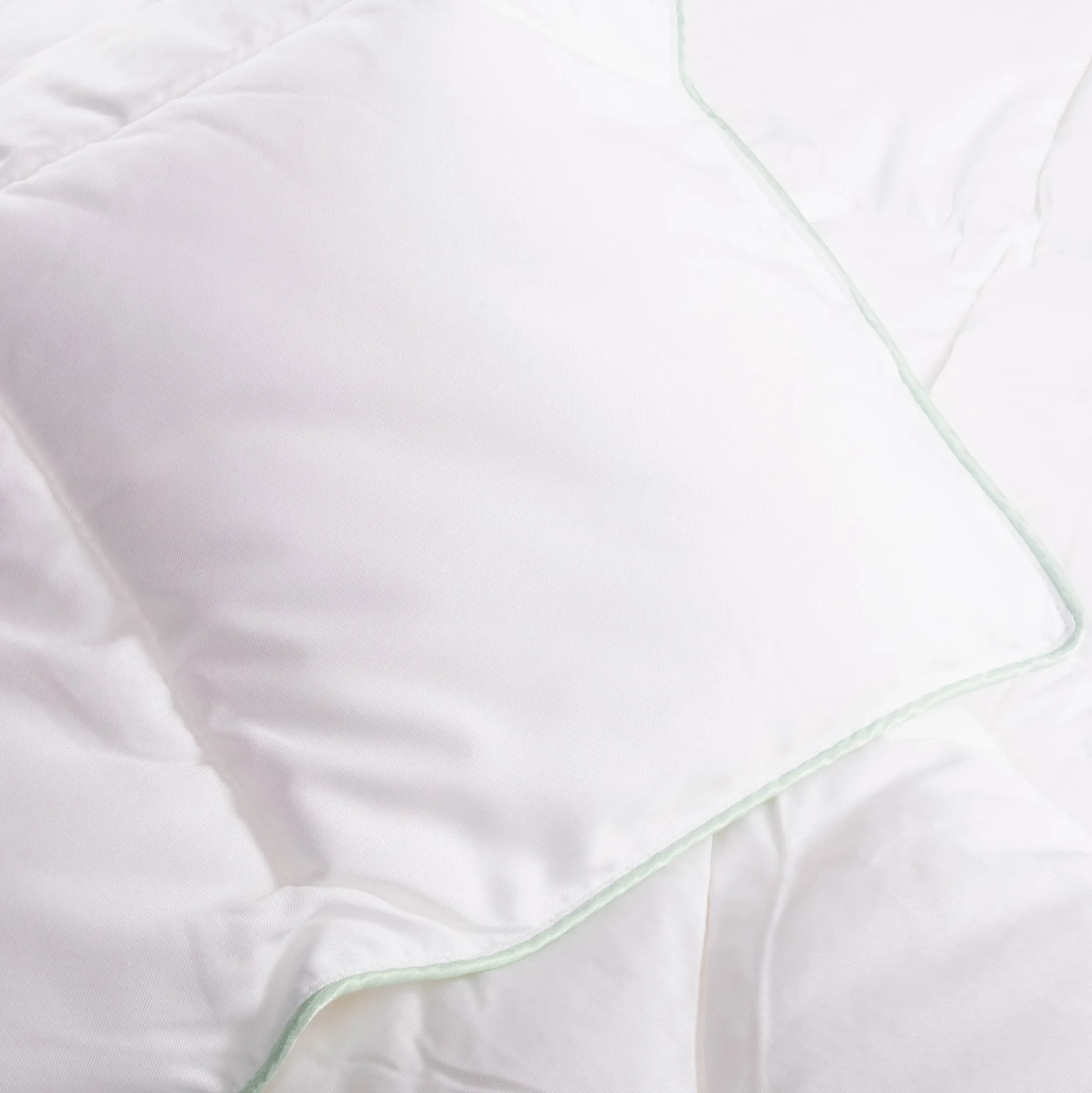 Baby sommerdyne - Blød bambusdyne og dunfiber - 70x100 cm - Borg Living