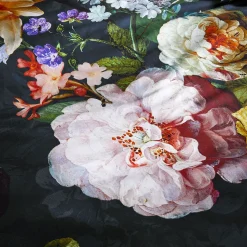 Blomstret sengetøj 200x200 cm - Fleur Nightblue - Blåt sengetøj - 2 i 1 design - 100% bomuldssatin - Essenza