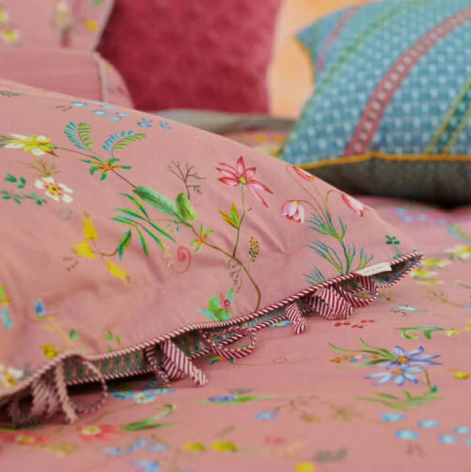 Blomstret sengetøj - 140x200 cm - Petites Fleur Pink - 2 i 1 sengesæt - 100% bomuld - Pip Studio sengetøj