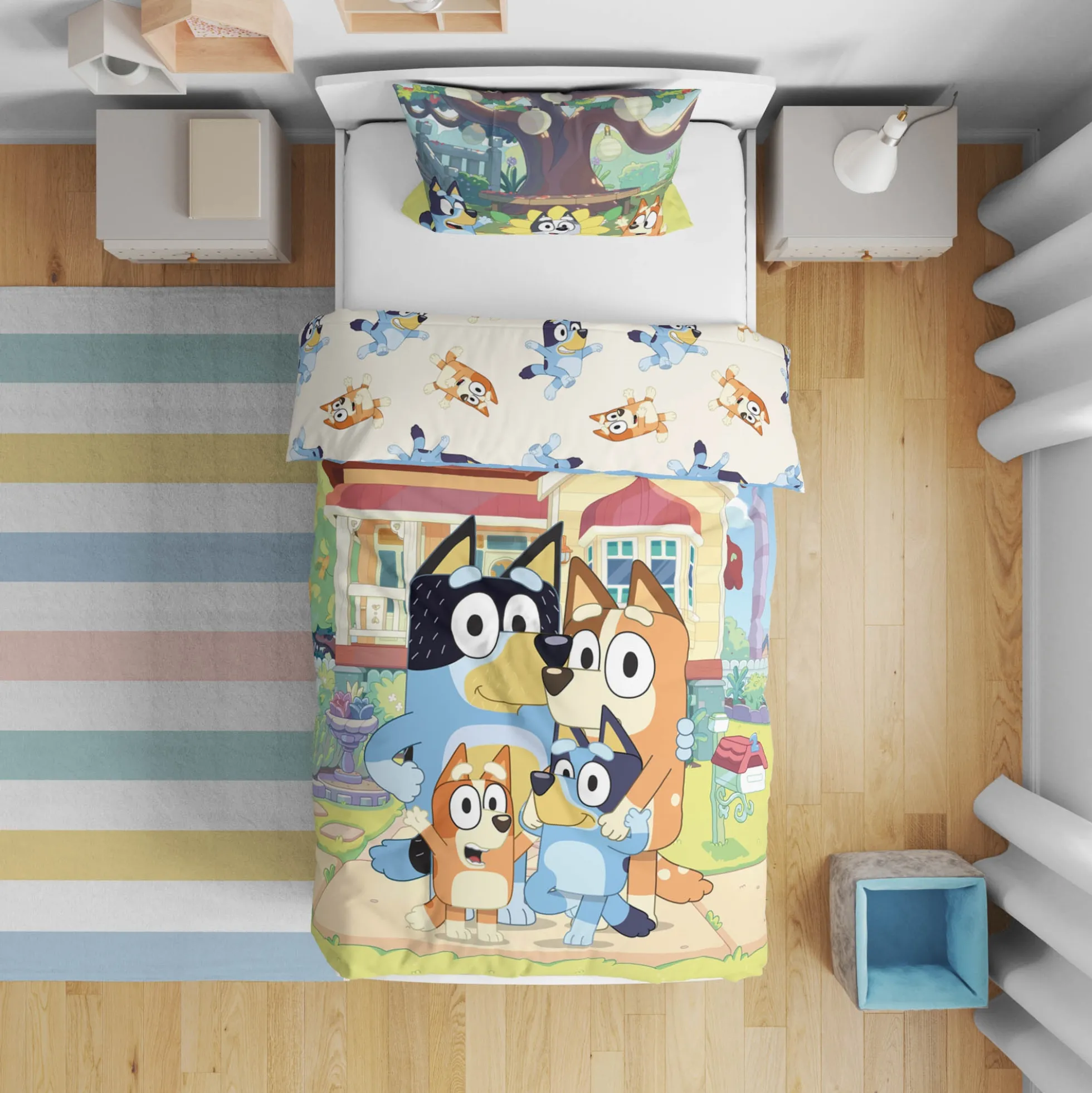 Bluey sengetøj - 100% bomuld - Børnesengetøj 140x200 cm - Bluey og familien - Hvid bagside