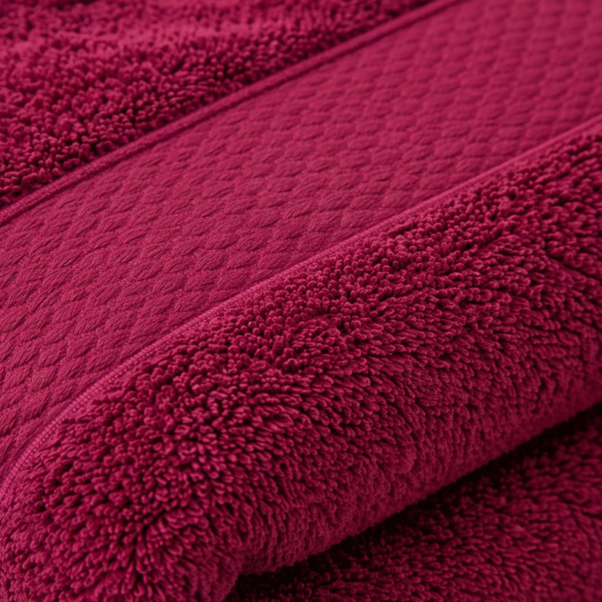 Bomulds håndklæde - 100% bomuld - Badehåndklæde 70x140 cm - Diamant - Aubergine