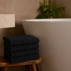 Bomulds håndklæder - 100% kæmmet bomuld - Badehåndklæder 70x140 cm - 2-pak - Sort