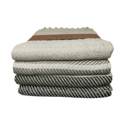 Bomulds plaid - 100% recycled bomuld - 130x180 cm - Hvid med beige mønster