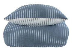 Dobbelt sengetøj 200x220 cm - Bæk og Bølge - 100% Bomulds krep - Vendbart med blå striber