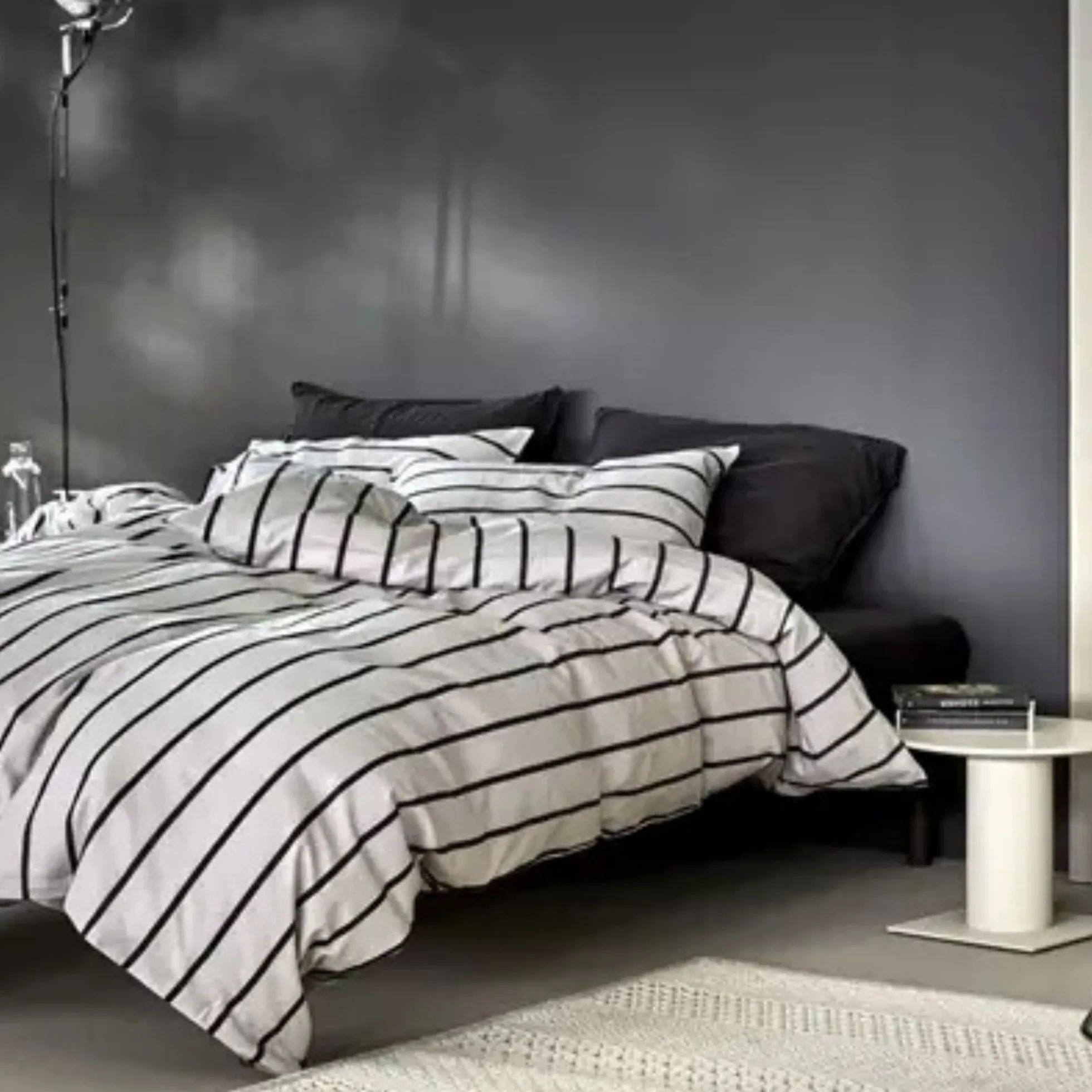 Dobbelt sengetøj 200x220 cm - 100% bomuld - Høie of Scandinavia - Odin Dæmpet Sort