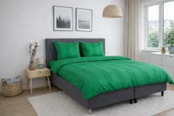 Dobbelt sengetøj 200x220 cm - 100% bomuldssatin - Lone - Grønne jacquardvævet striber