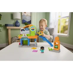 Fisher-Price Little People servicestation med bilvask og figurer