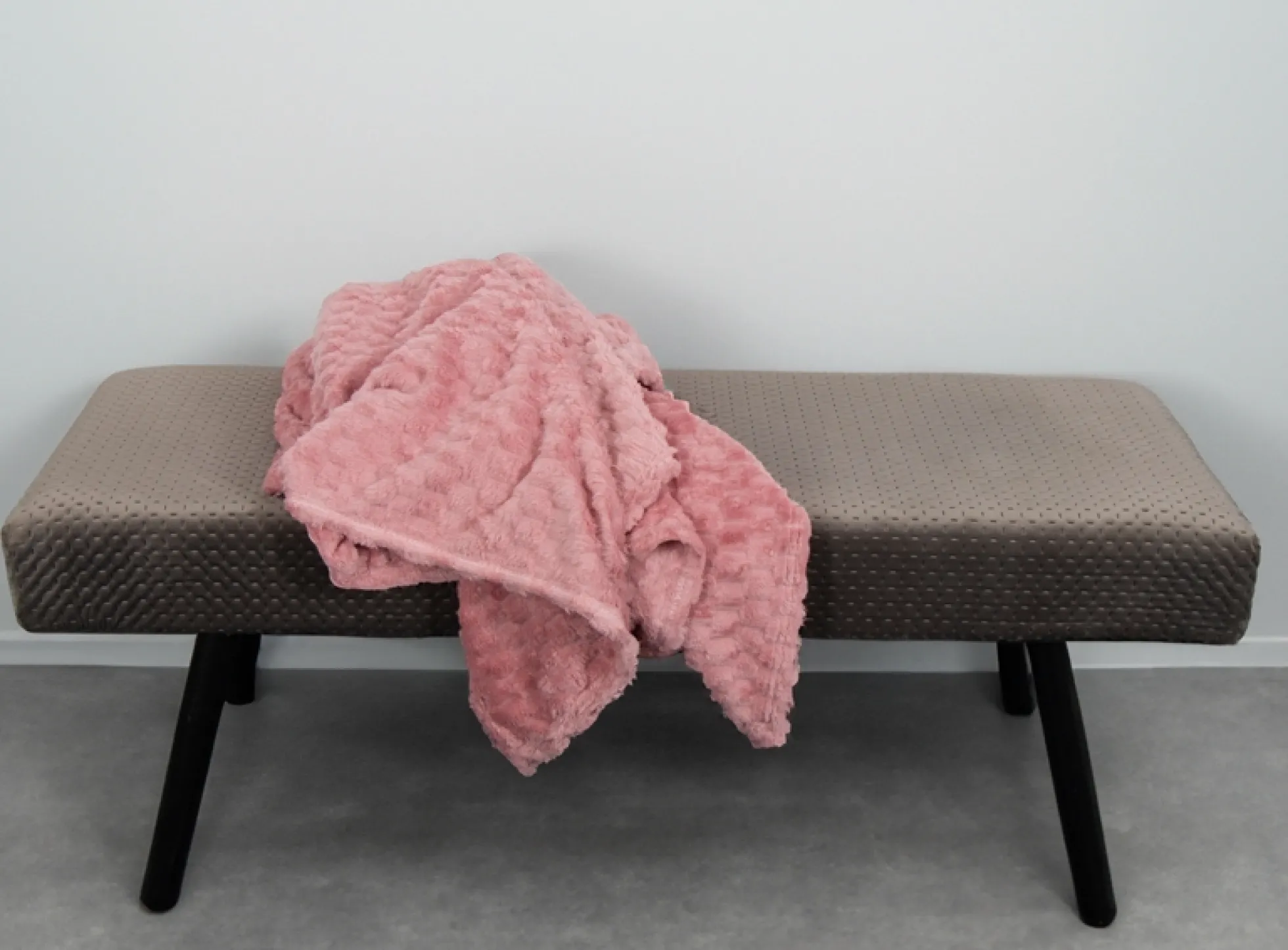 Fleece tæppe - vaffelstruktur - 150x200 cm - Blødt rosa sofatæppe - Nordstrand Home