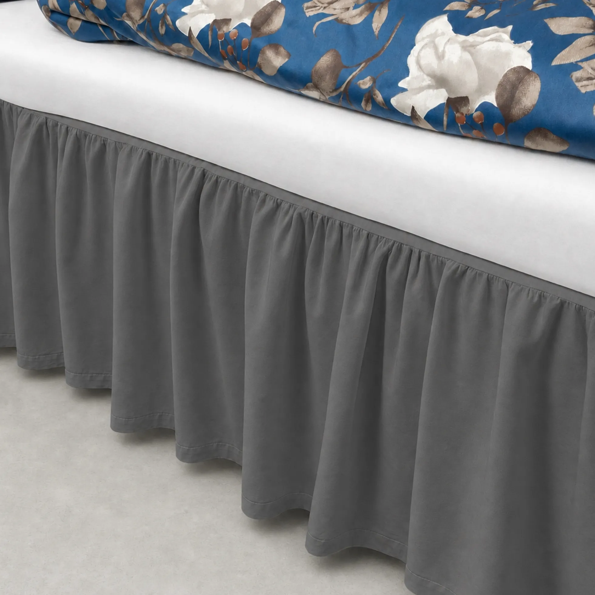 Glansfuldt kappelagen 160x200 cm - 100% bomuldssatin - 45 cm side højde - Grå sengekappe By Night