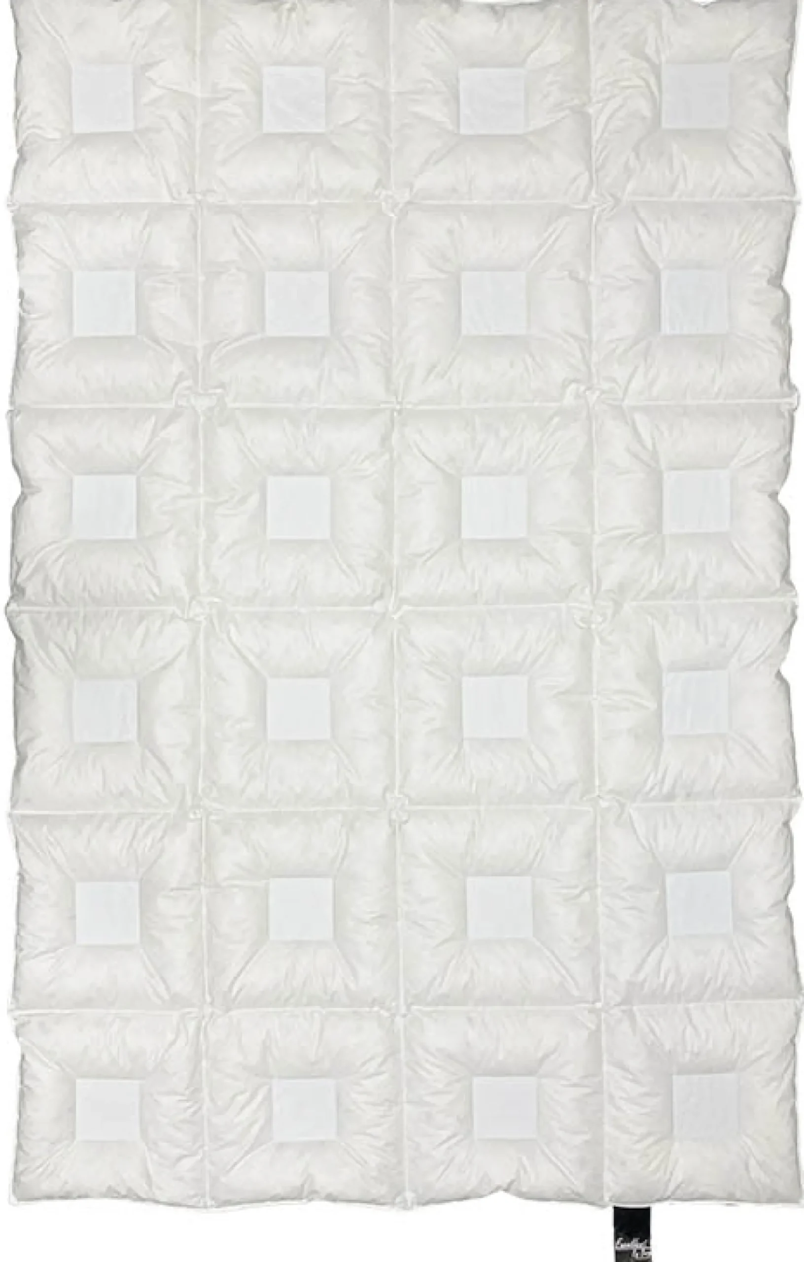 Helårsdyne - Moskusdyne - Unik ventilerende konstruktion - 240x220 cm - Allergivenlig dundyne - Excellent By Borg Climate