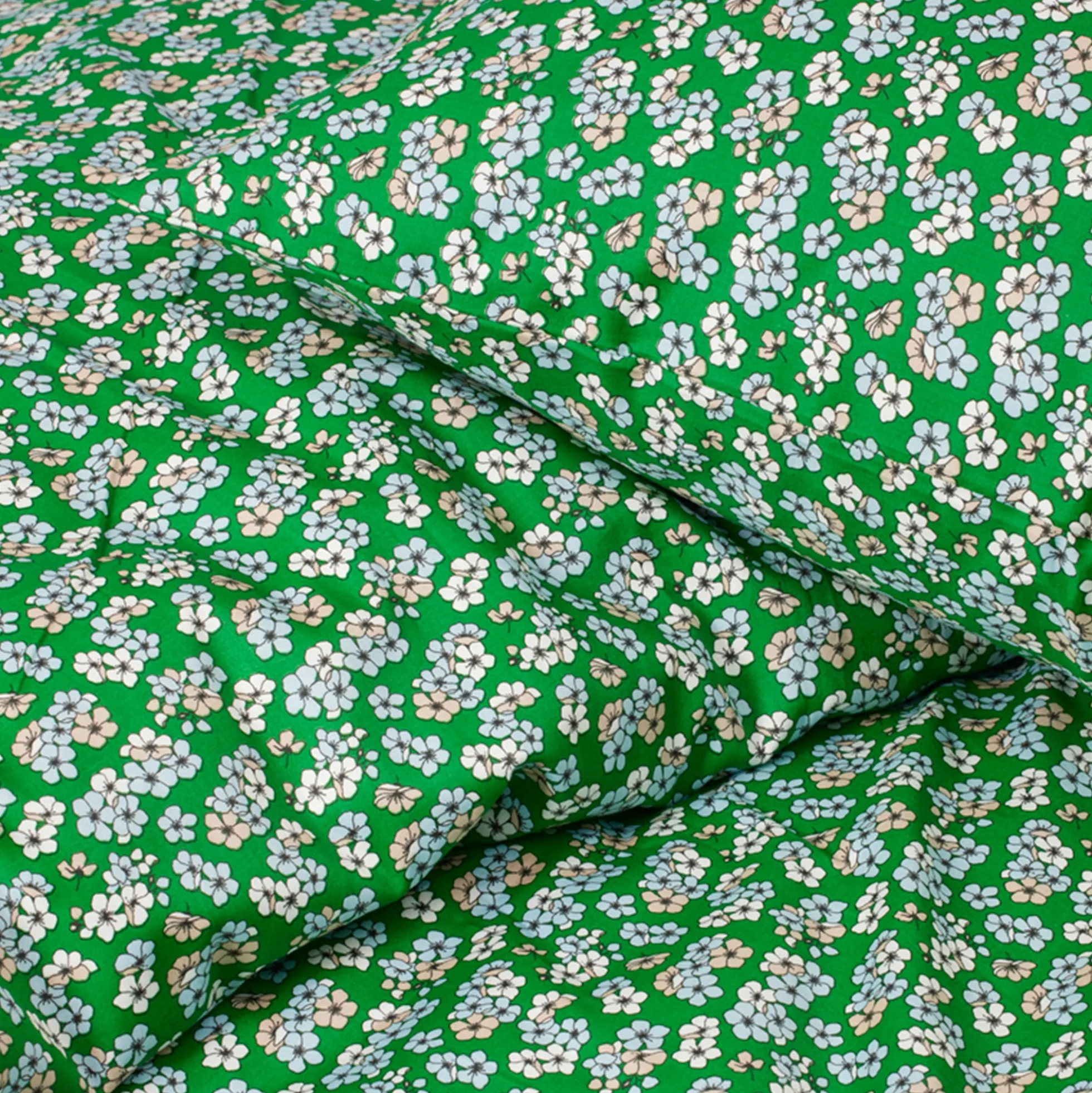 JUNA dobbelt sengetøj 200x220 cm - 100% økologisk bomuldssatin - Pleasantly grøn med blomster