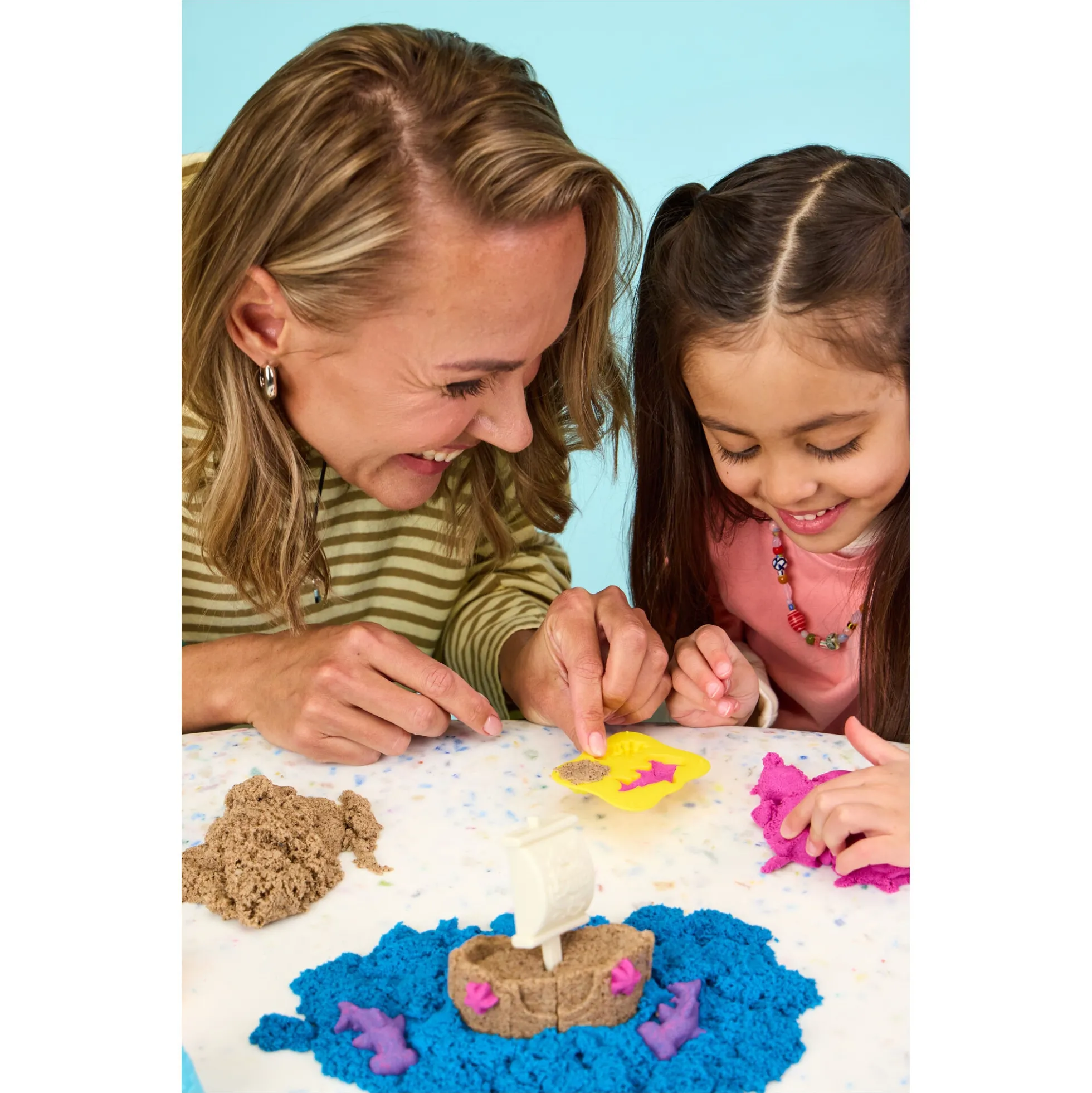 Kinetic Sand Sandy Shore legesæt – 450 g