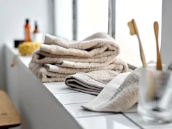 Økologisk håndklæde - 100% økologisk bomuld - Badehåndklæde 70x140 cm - Södahl Organic Comfort - Beige