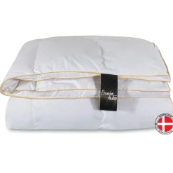 Let dobbelt gåsedunsdyne - Luksus helårsdyne - 200x220 cm - Premium By Borg - Gulddynen