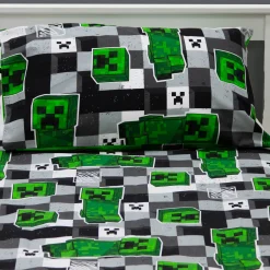 Minecraft sengetøj - 100% bomuld - Børnesengetøj 140x200 cm - Alex og Steve - Grøn