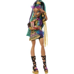 Monster High Nefera De Nile basisdukke - 8 tilbehørs dele - 30 cm