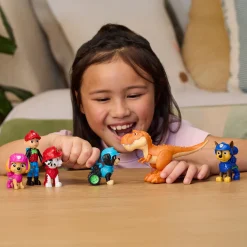 PAW Patrol figursæt med fire hvalpe og Ryder