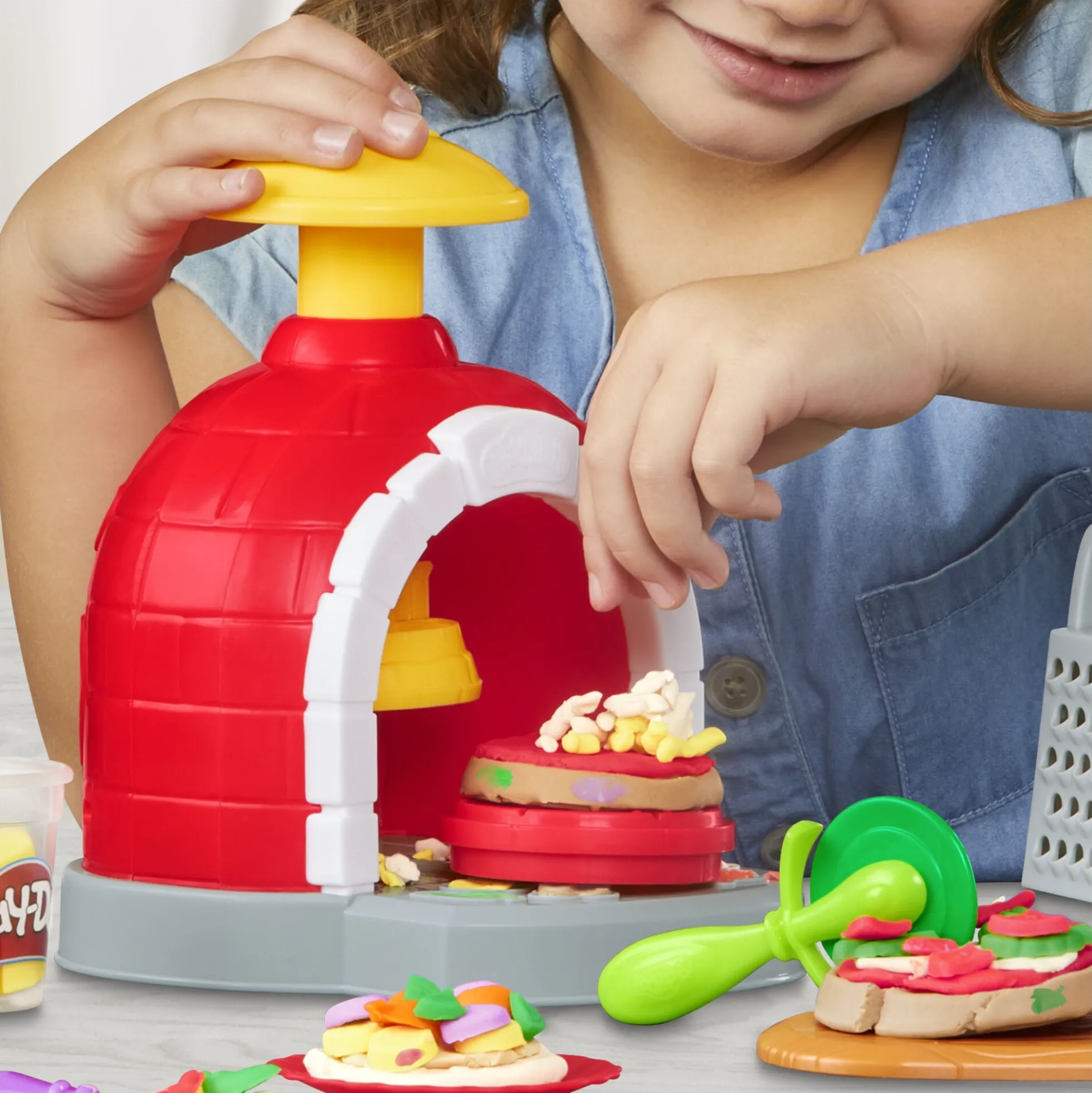 Play-Doh modellervoks pizza ovn legesæt med 6 dåser - 284 g