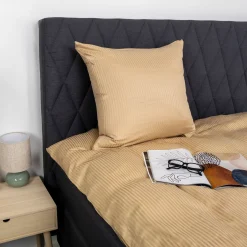 Pudebetræk 60x63 cm - Egyptisk bomuld - Beige jacquardvævede striber