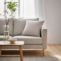 Pyntepude 45x45 cm - Lysegrå sofapude med fløjls look - Blød pude til sofaen - Borg Living