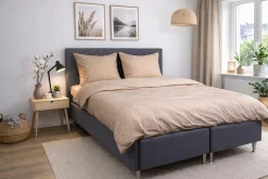 Sengetøj 140x200 cm - 100% bomuld - Sandfarvet med brune striber