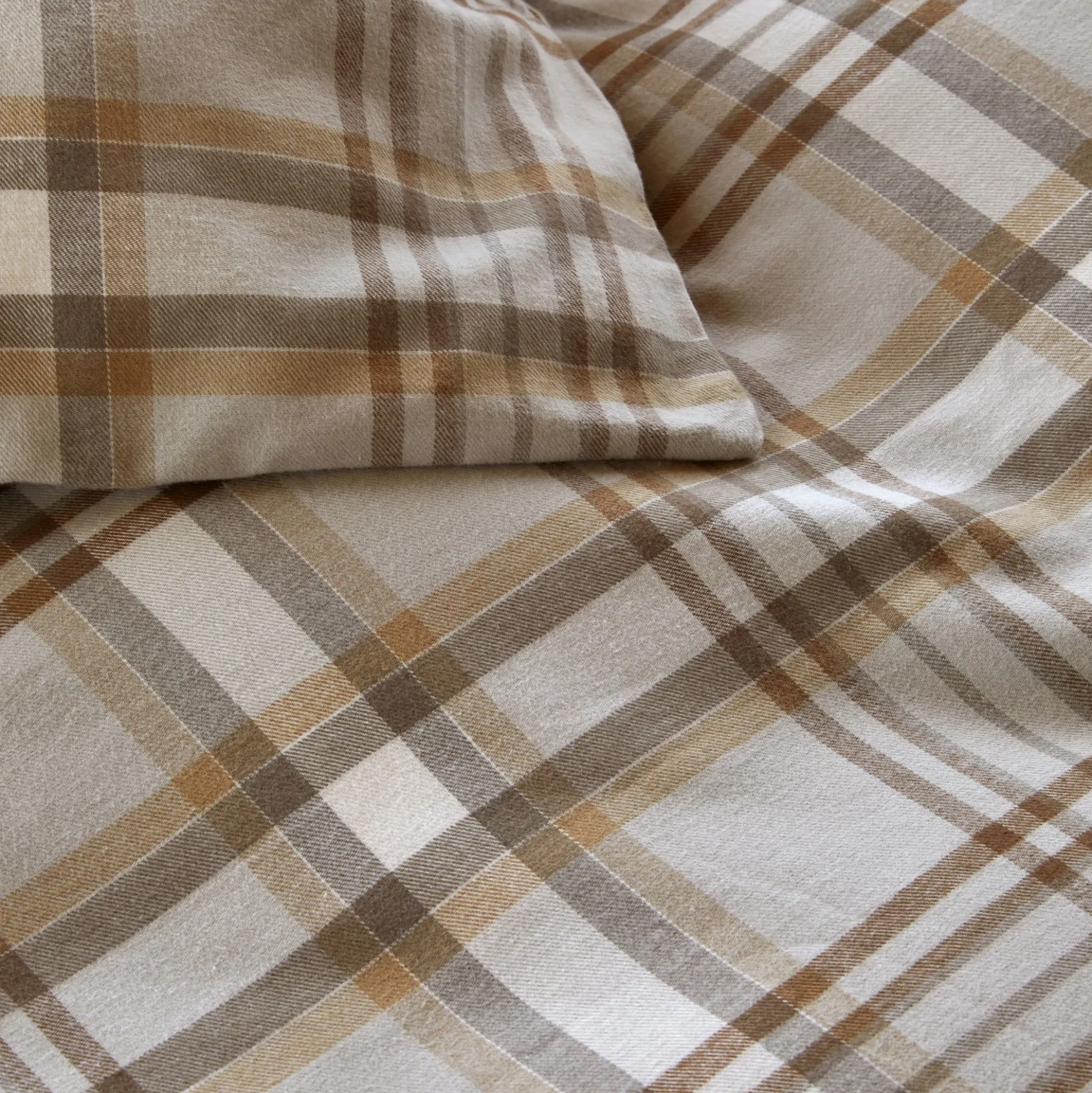 Sengetøj 140x220 cm - 100% bomuldsflonel - Høie of Scandinavia - Richard Beige