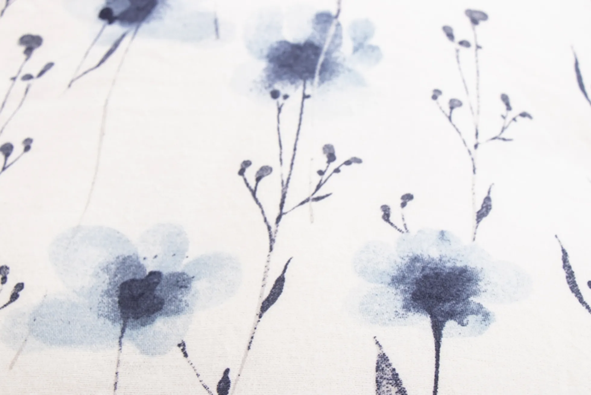 Sengetøj 140x220 cm - Bomulds flonel - Hvid med blå blomster