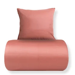 Sengetøj 140x220 cm - 100% bomuldssatin - Rosa med lys rosa pipingkant