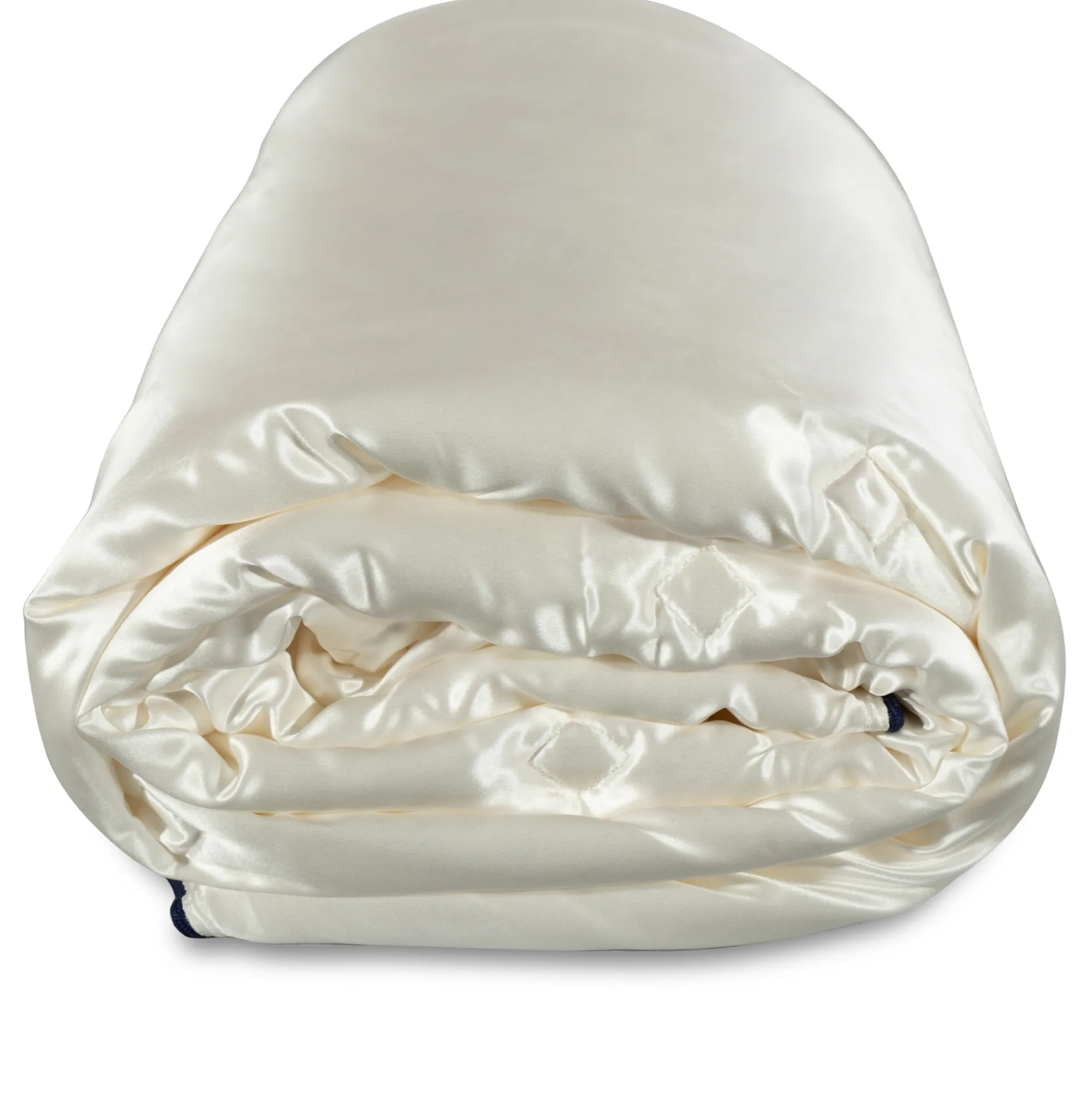 Silkedyne - Helårsdyne med silkebetræk - 140x200 cm - 100% langfibret mulberry - Nordic Comfort
