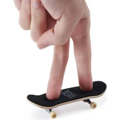 Tech Deck performance skateboard i træ - Assorteret